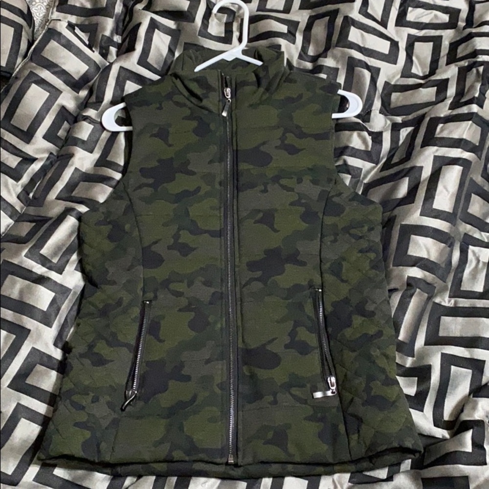 Lemon Tart Camouflage Vest
